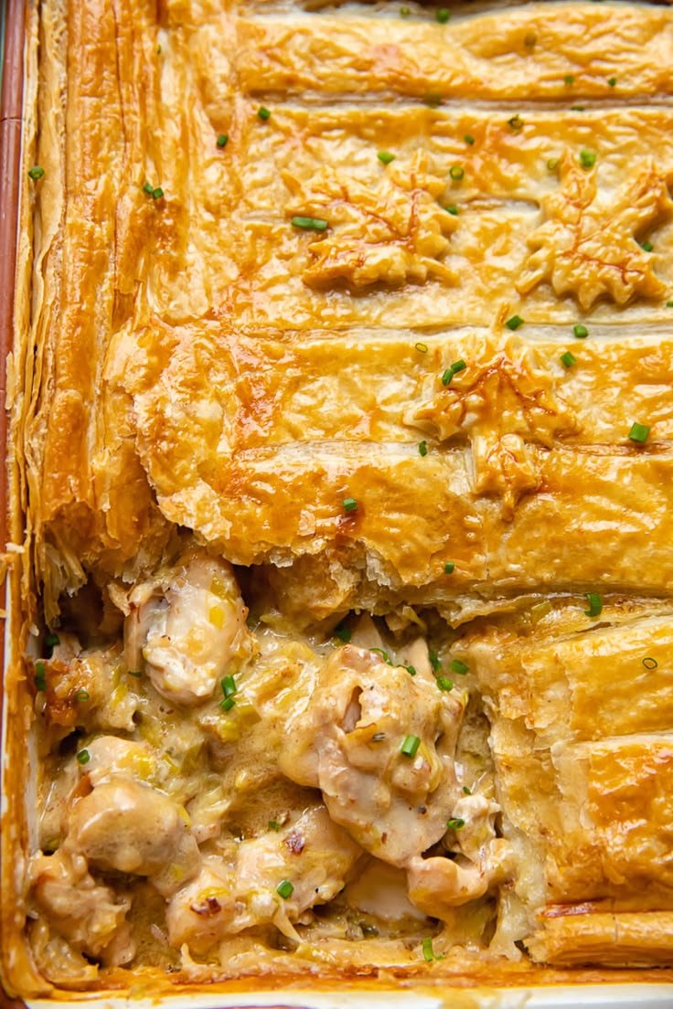 Chicken and Leek Pie Recipe | English chicken pie, Best chicken pie, Chiken pie