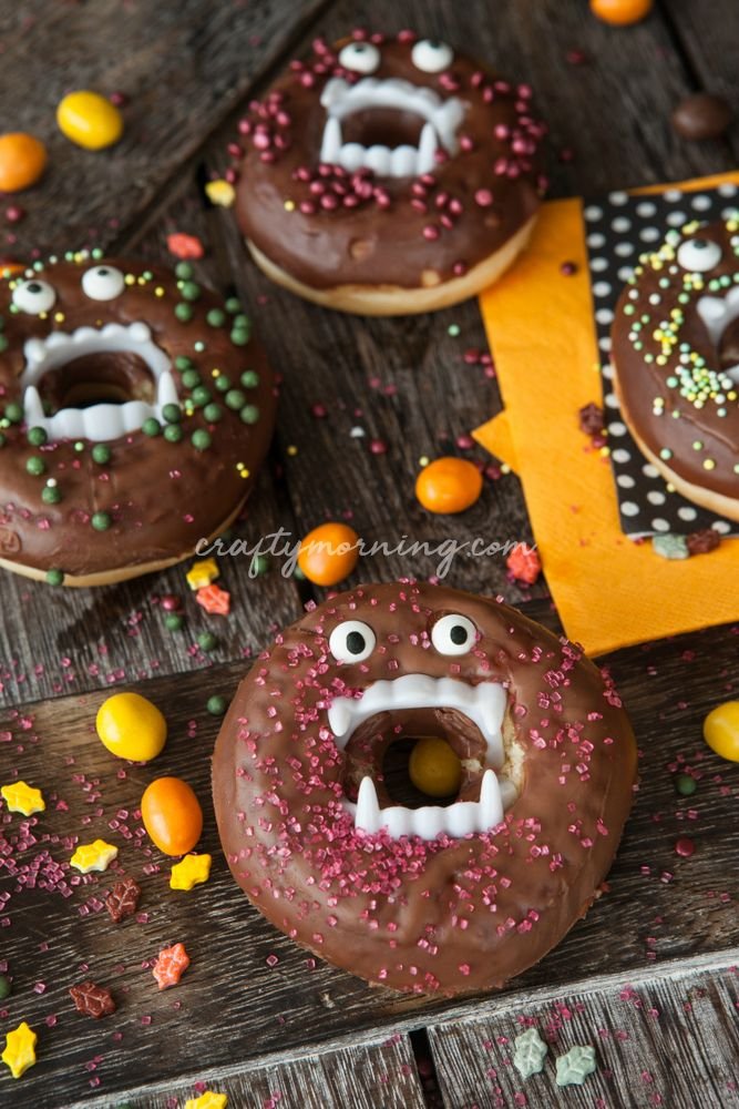 Vampire Halloween Donuts - Crafty Morning