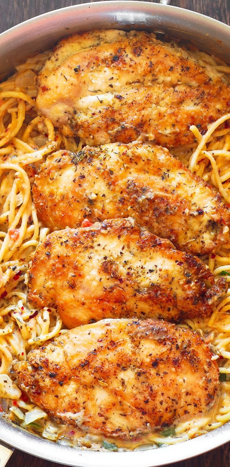 Italian Chicken Pasta in Creamy White Wine Parmesan Cheese Sauce