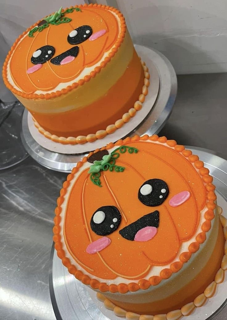 Spooky Halloween Cakes | Pumpkin shaped cake flat, Cute fall cake ideas, Cute halloween cake ideas