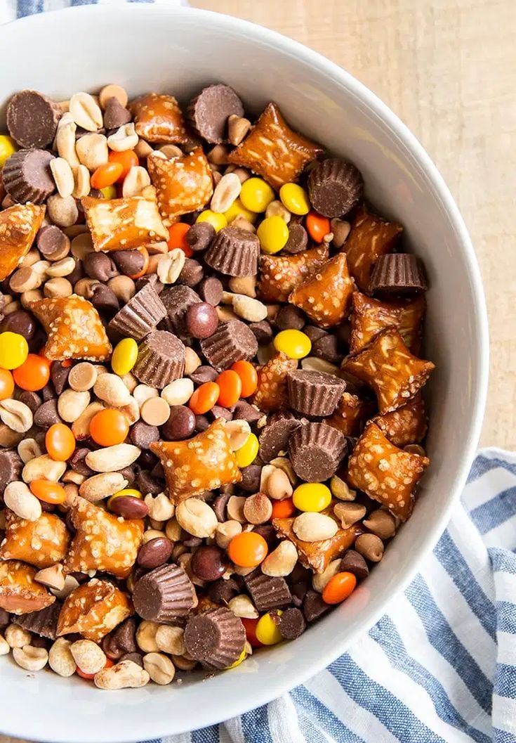 Chocolate Peanut Butter Trail Mix
