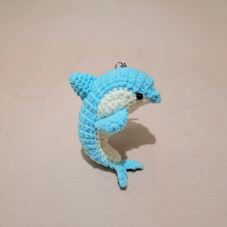Free Crochet 6 Dolphins Pattern