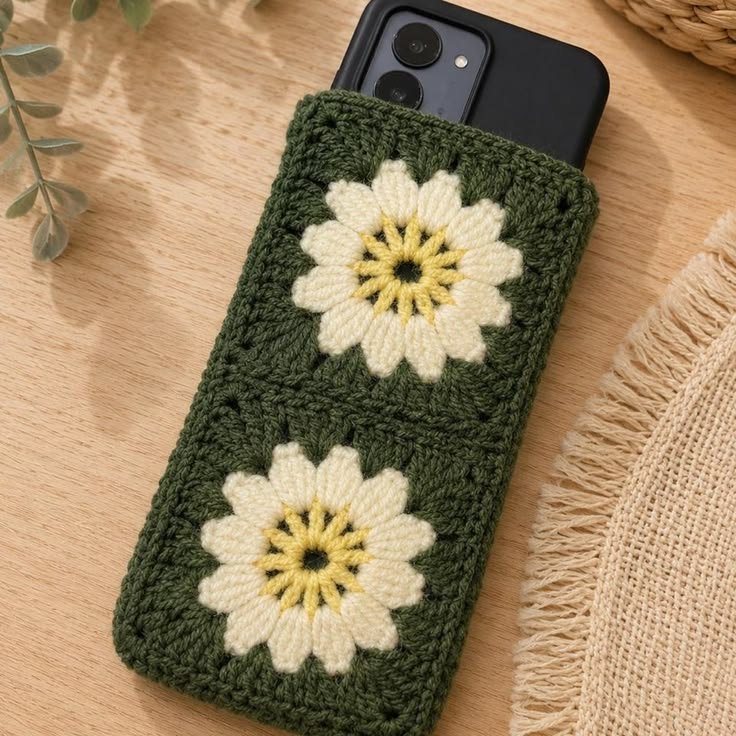 Crochet Phone Pouch: Handmade for Everyday Use 6 Crochet Phone Pouch Handmade for Everyday Use