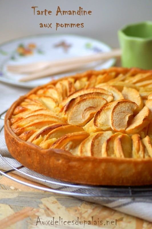 Tarte amandine aux pommes · Aux délices du palais