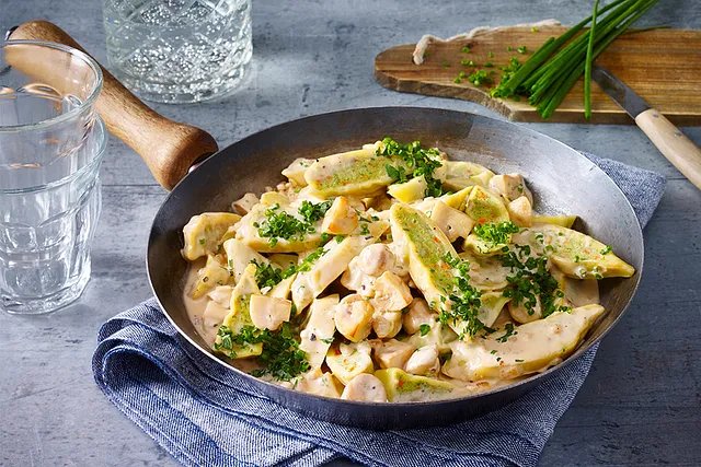 Schnelle Maultaschen-Pilz-Pfanne von buerger